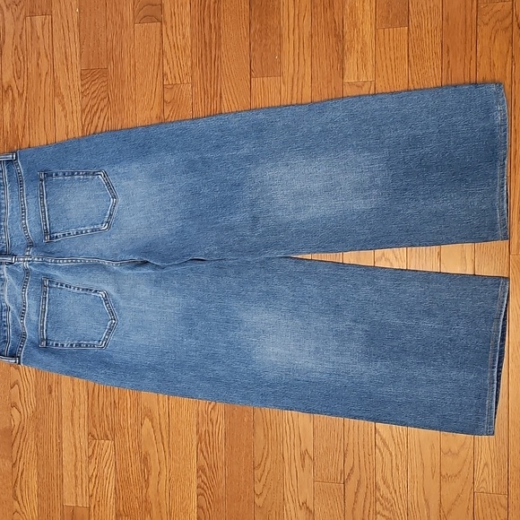 Quince Bella Stretch Relaxed Straight Jeans - Picture 10 of 12